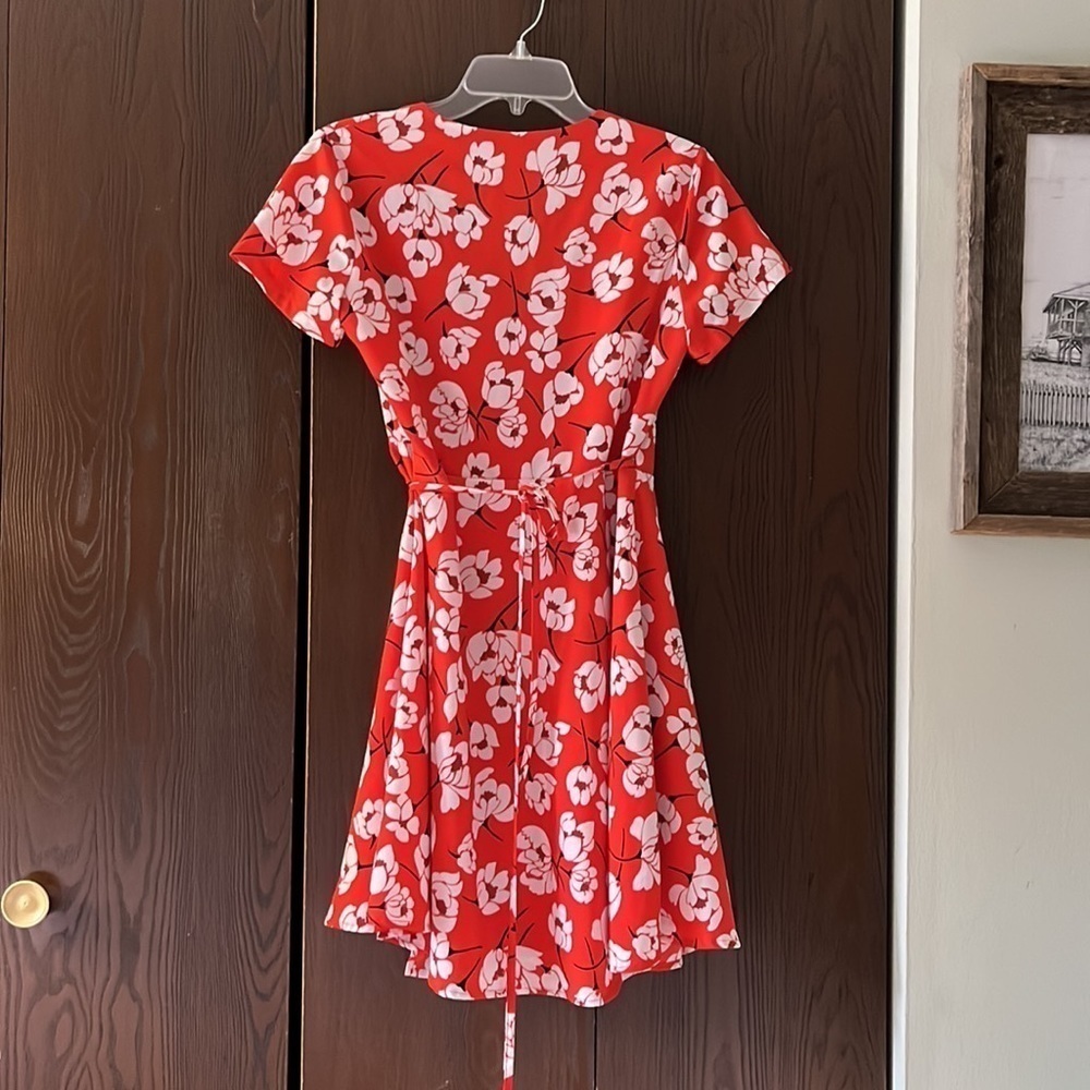Pink Martini red with white flowered wrap around dress. Size XS - Picture 5 of 7